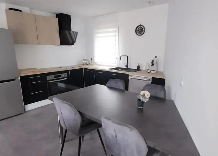 Maison Confortable à Casson, 60 M², Bien équipée Casson