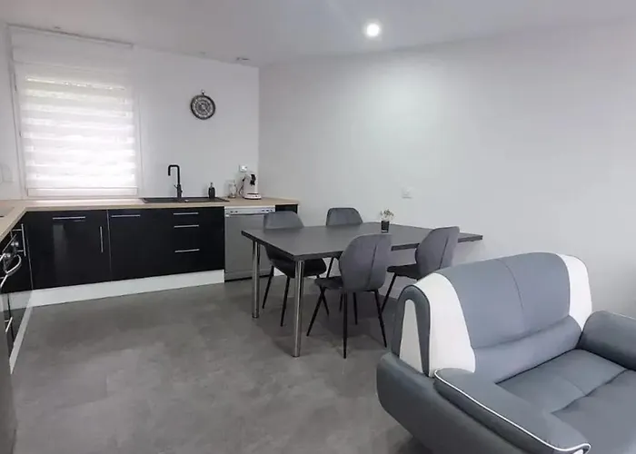 Maison confortable à Casson, 60 m², bien équipée